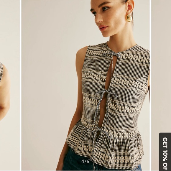 Blouse - Picture 2 of 5